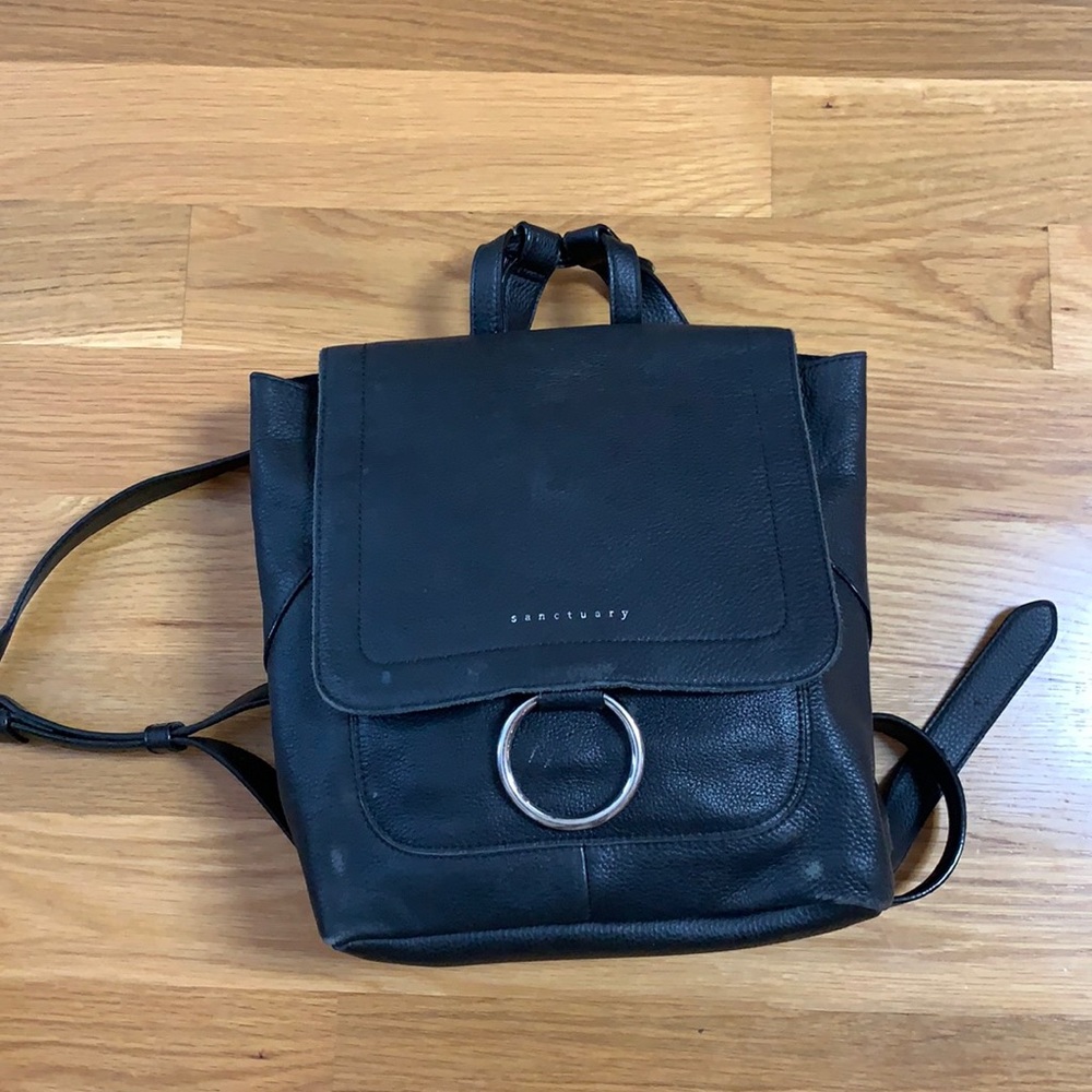 Black sanctuary leather backpack